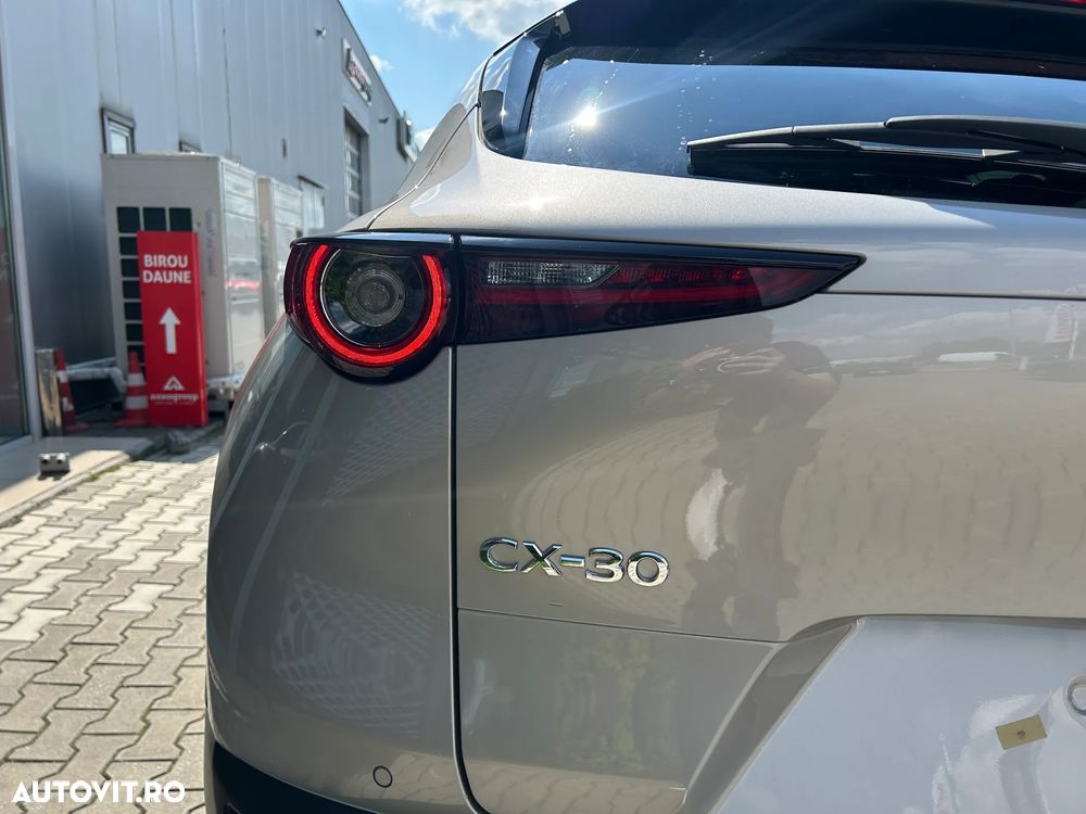 Mazda CX-30 e-SKYACTIV X186 MHEV Homura - 9