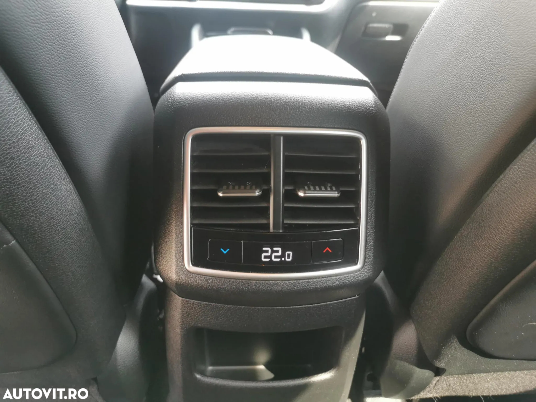 Kia Sportage 1.6T-GDI Hybrid AWD Aut. Spirit - 28