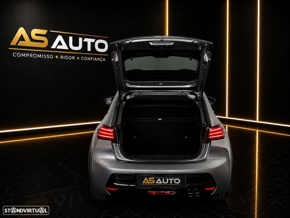 Peugeot 208 1.2 Hybrid GT e-DCS6 - 9