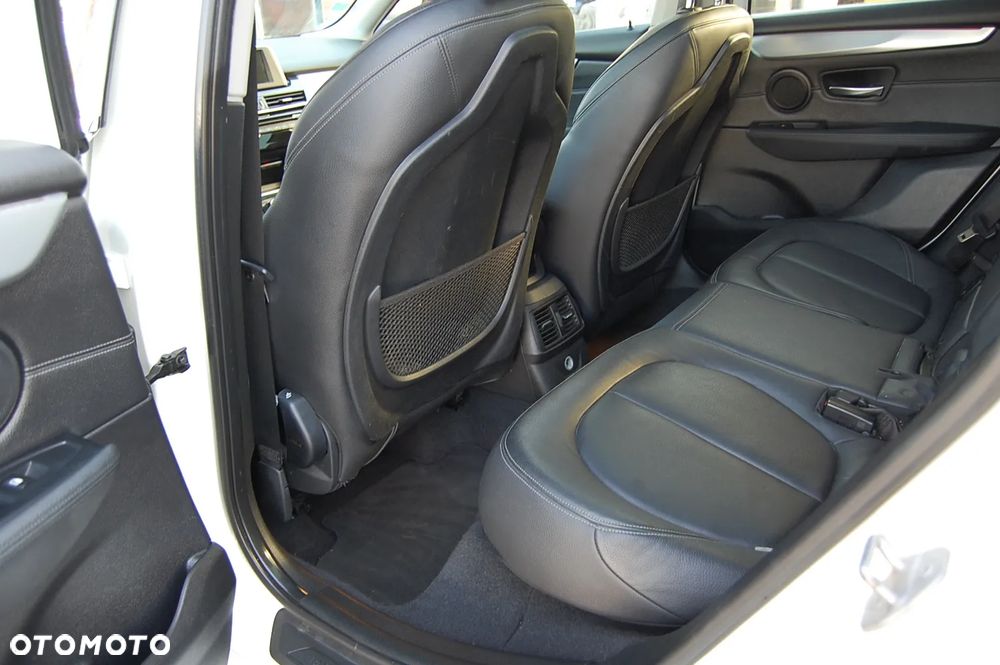 BMW Seria 2 218d GT Luxury Line - 28