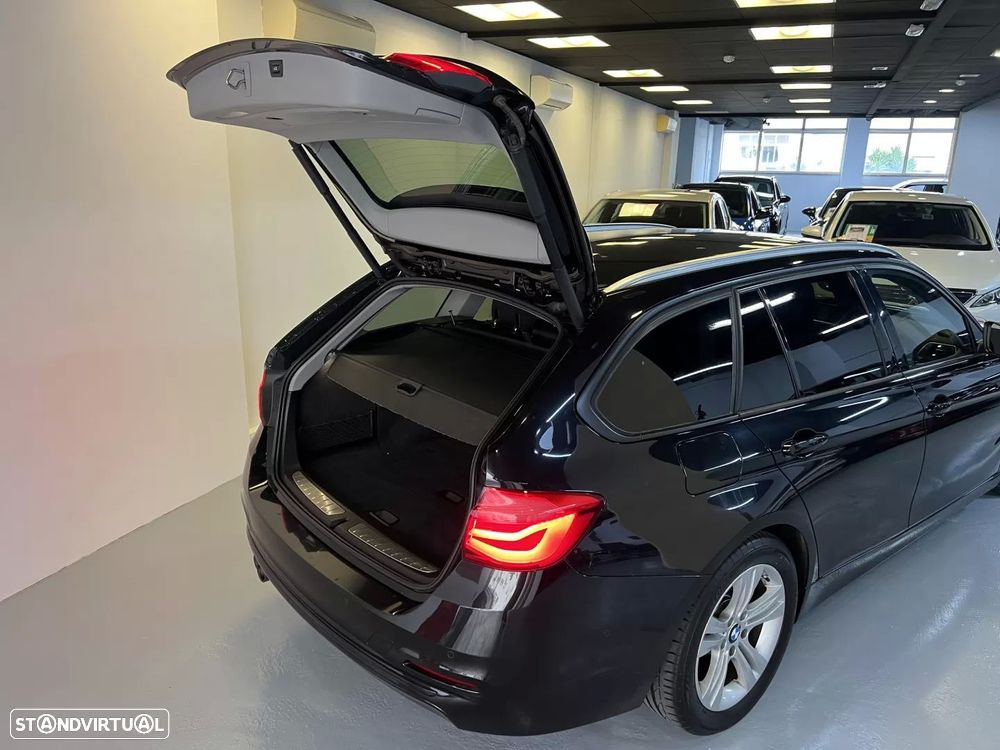 BMW 320 d Aut. Sport Line - 31
