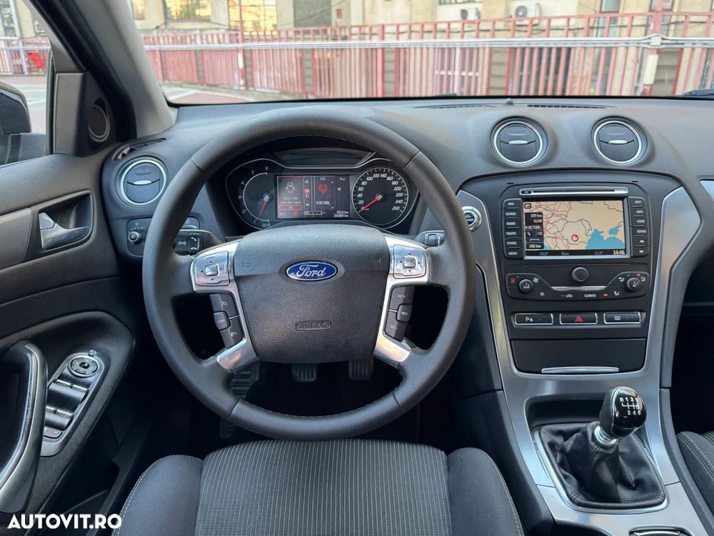 Ford Mondeo 2.0 TDCI Titanium - 19