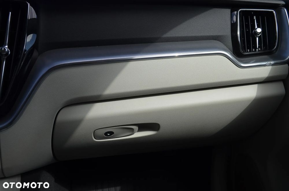 Volvo XC 60 - 18
