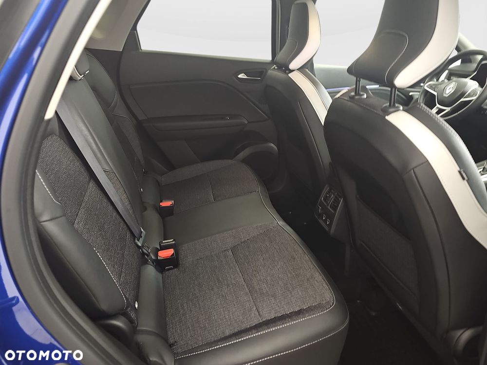 Renault Captur 1.3 TCe mHEV Techno EDC - 32