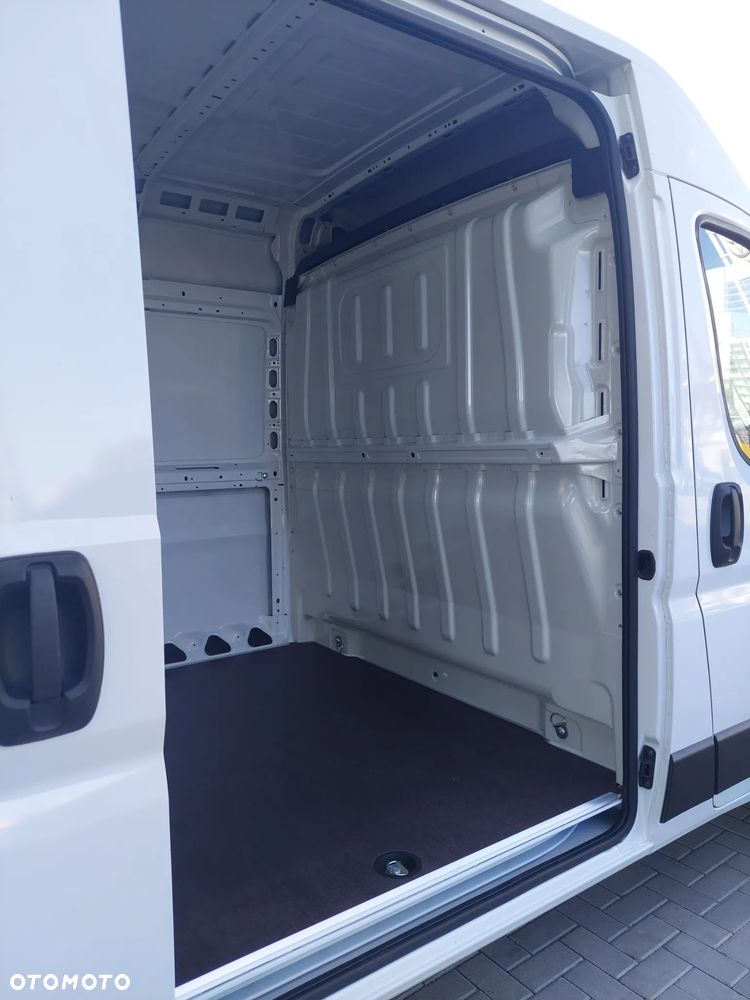 Toyota Proace MAX - 17