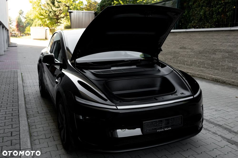 Tesla Model Y RWD - 16