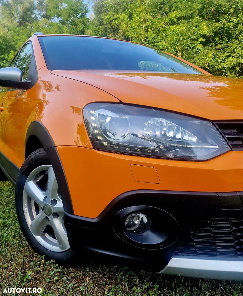 Volkswagen Polo 1.6 TDI Cross - 10