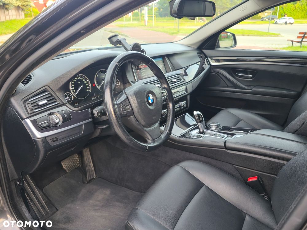 BMW Seria 5 520d - 11