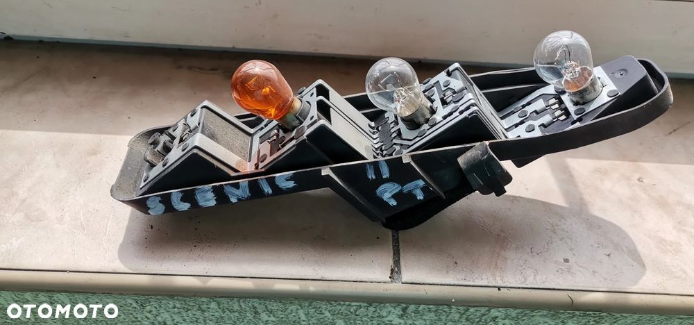 WKLAD LAMPY PRAWY LEWY TYL SCENIC II - 1