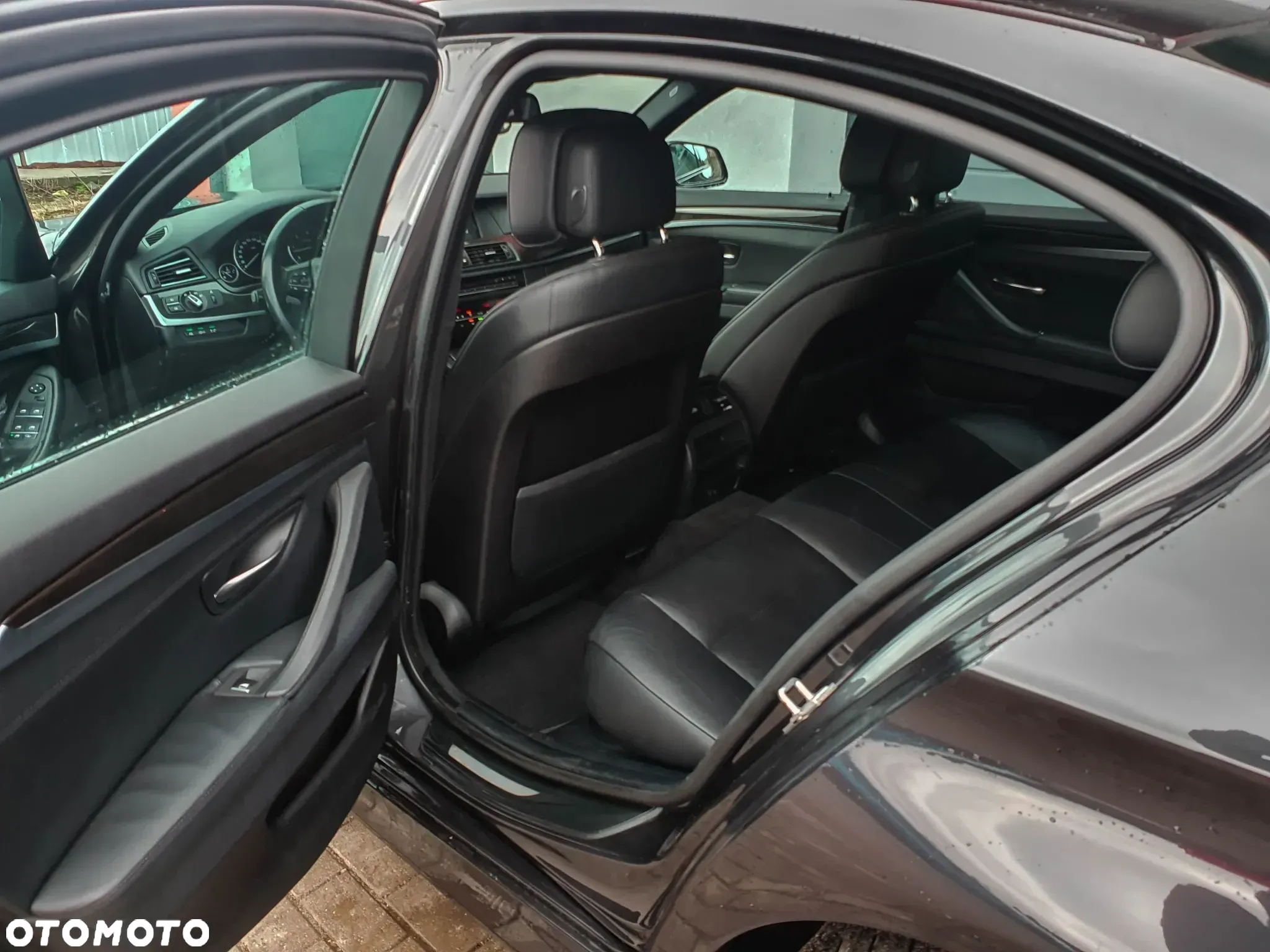 BMW Seria 5 - 25