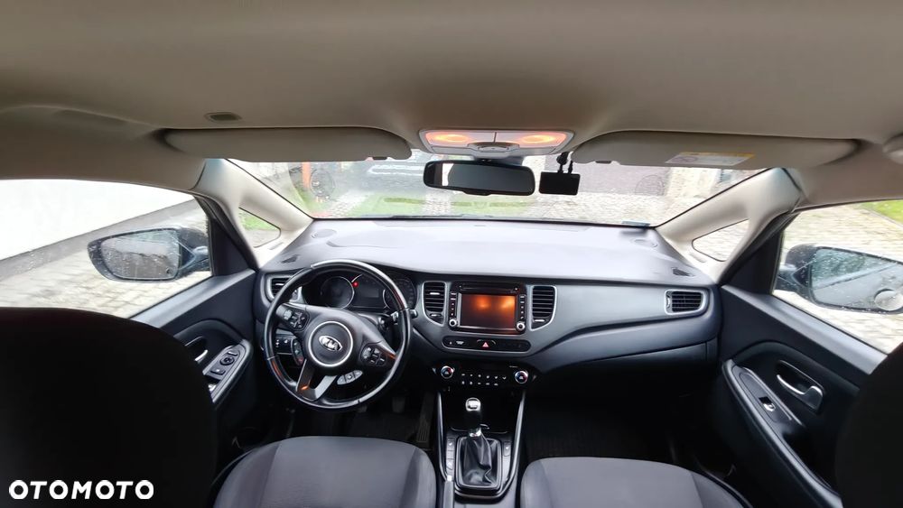 Kia Carens 1.7 CRDi M - 16