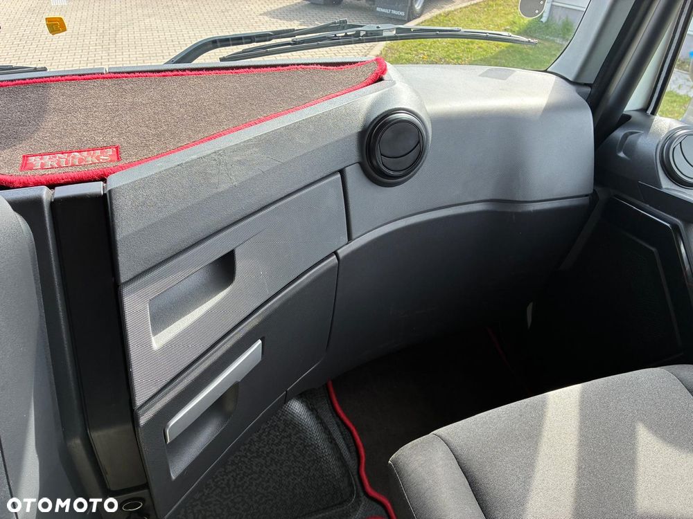 Renault T480 TC HIGH Sleeper Cab - 21