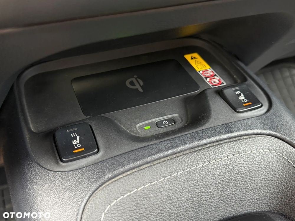 Toyota Corolla 1.8 Hybrid Style - 26