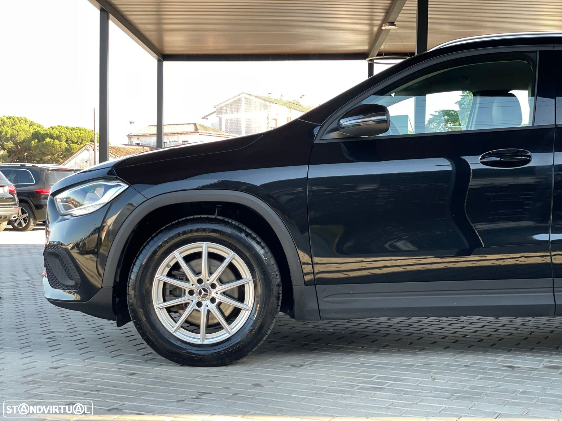 Mercedes-Benz GLA 180 d Progressive - 4