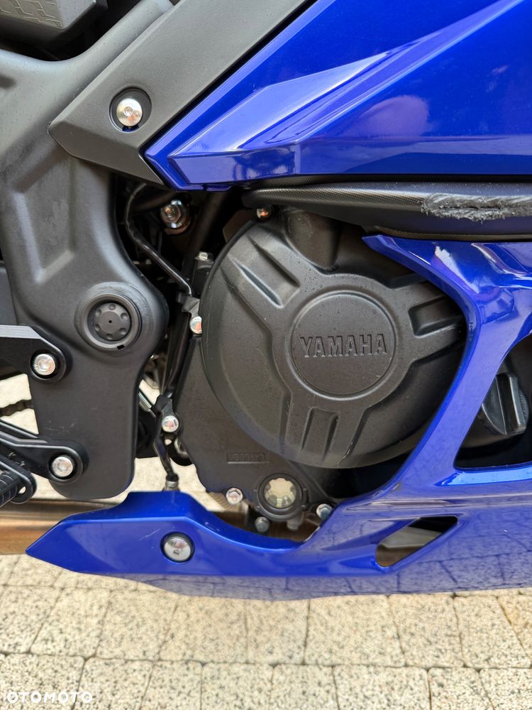 Yamaha R3 - 12