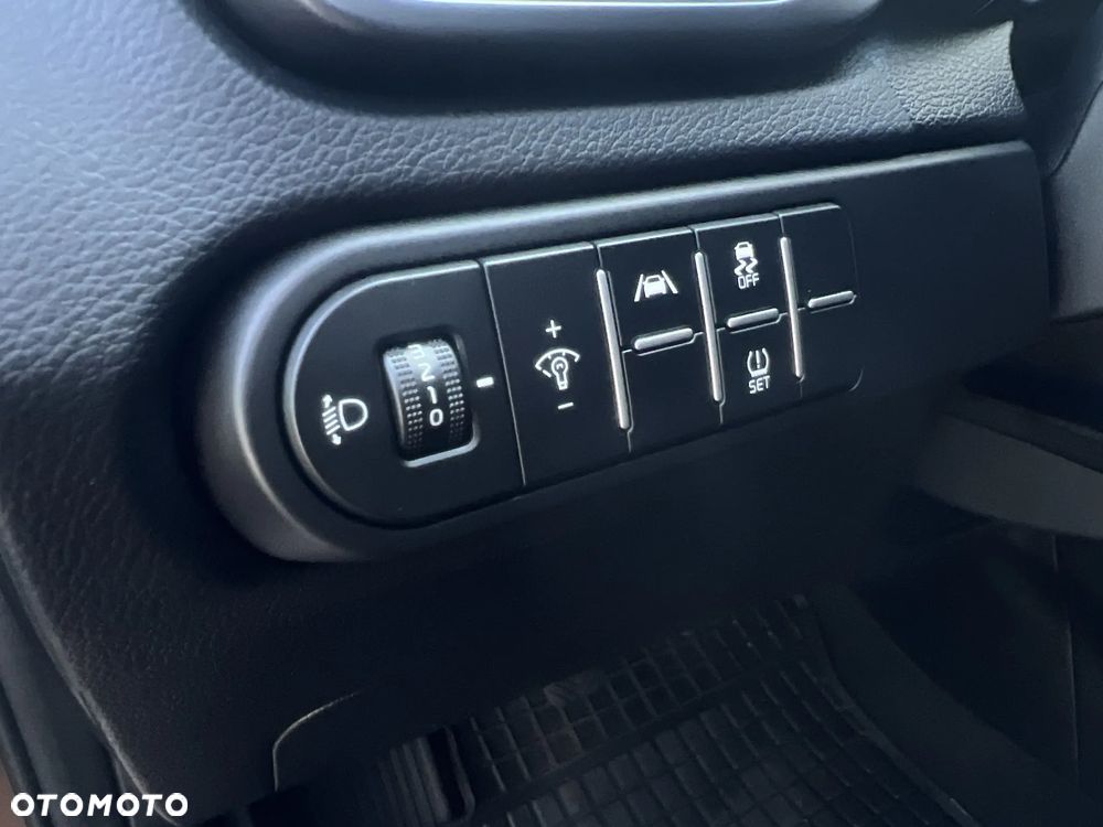 Kia Ceed 1.5 T-GDI M - 21