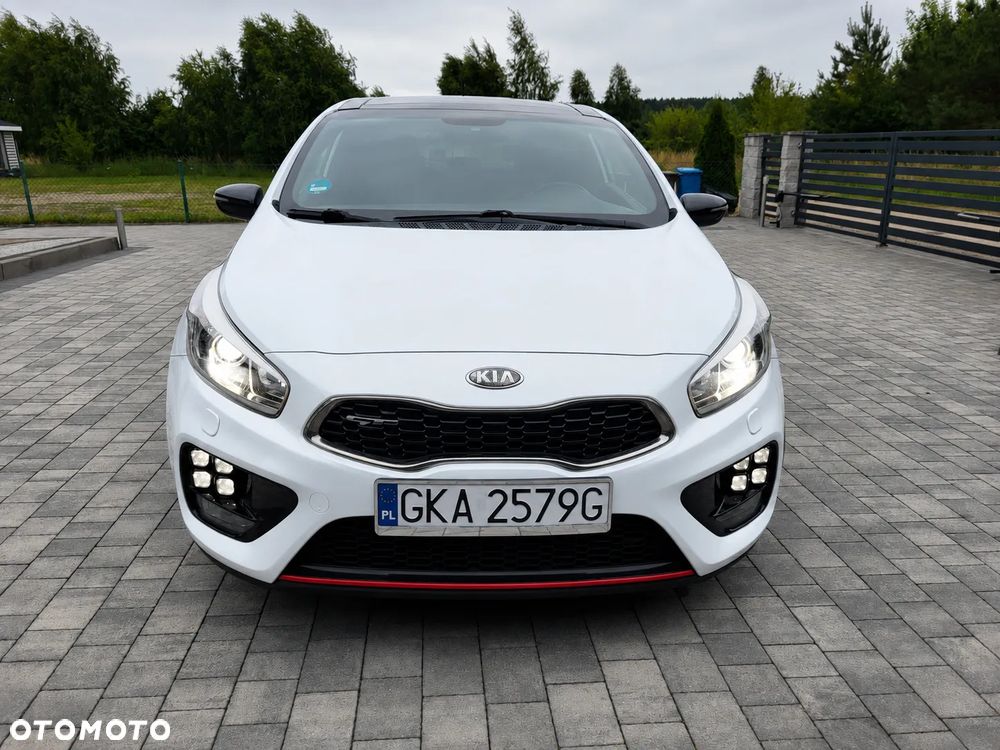 Kia Ceed 1.6 T-GDI GT L - 2