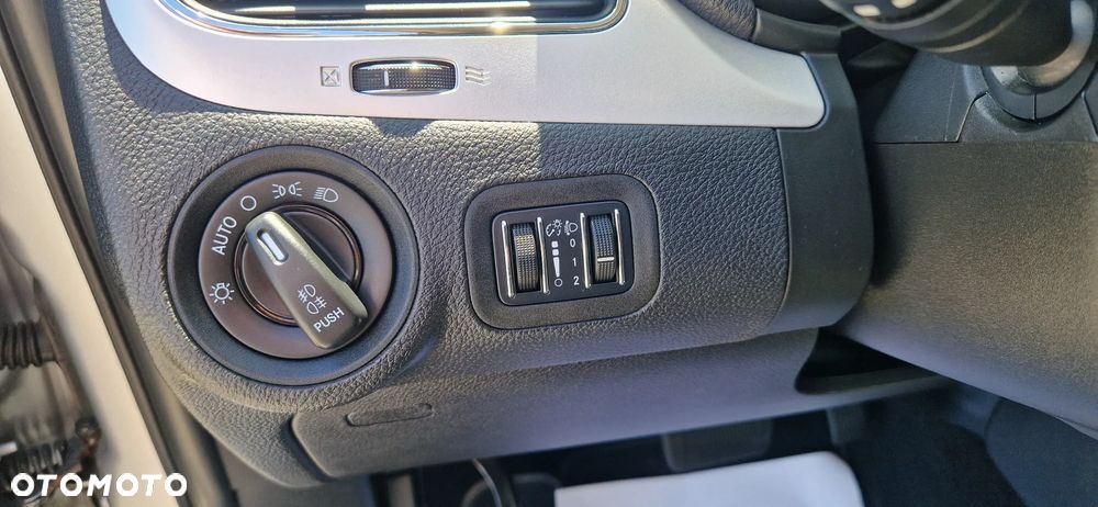 Fiat Freemont 2.0 Multijet 16V DPF Automatik Allrad Lounge - 20