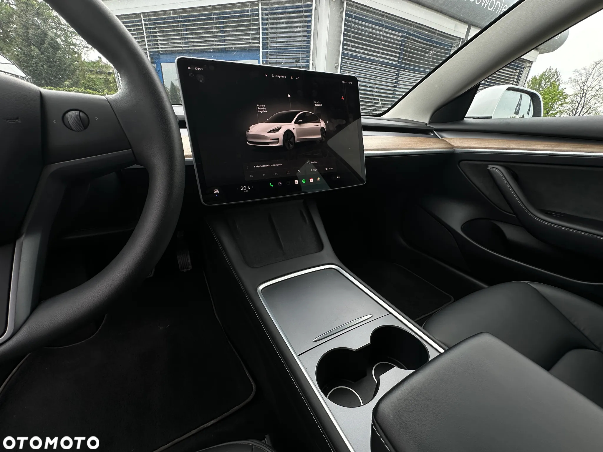 Tesla Model 3 RWD - 20