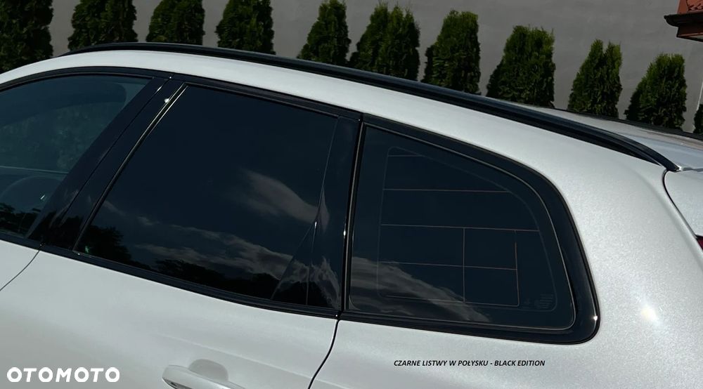 Volvo XC 60 B4 D AWD Plus Dark - 35