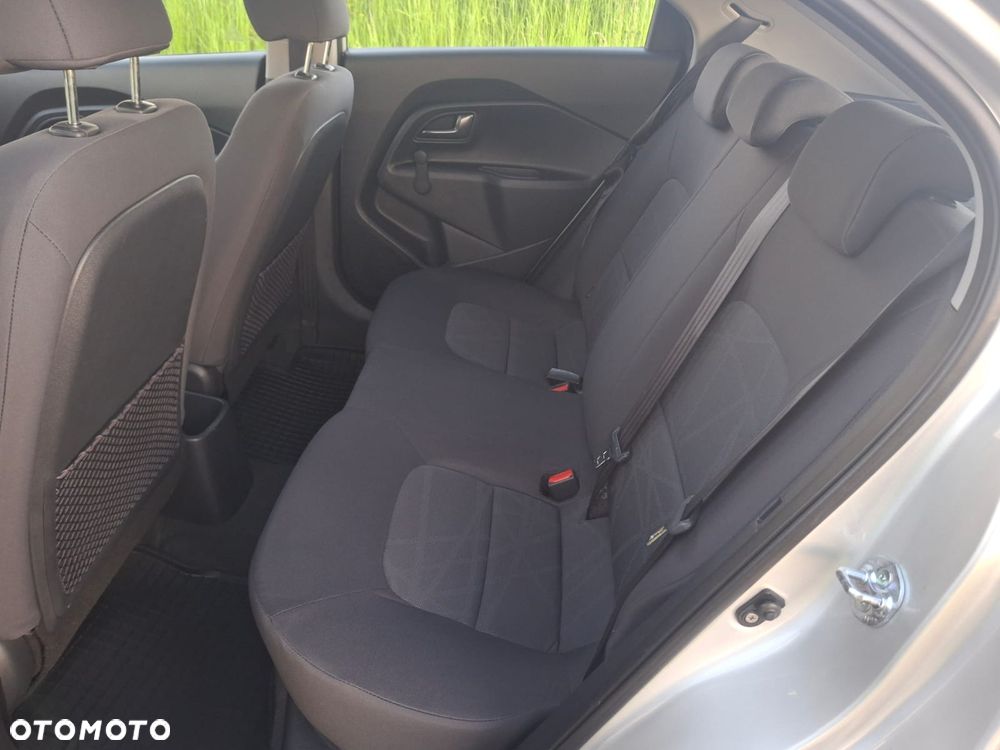 Kia Rio 1.2 ISG Dream Team Edition - 20