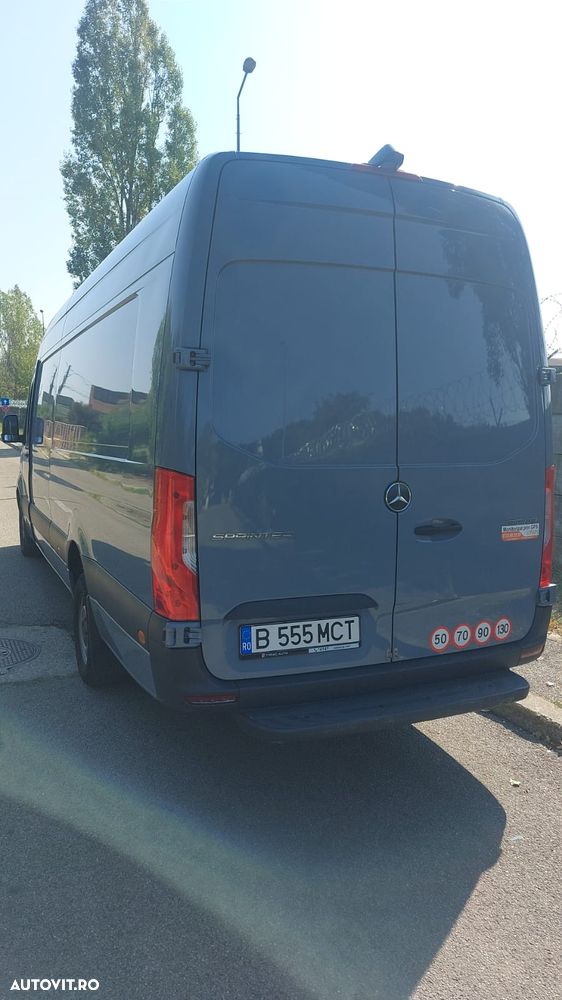 Mercedes-Benz Sprinter - 9