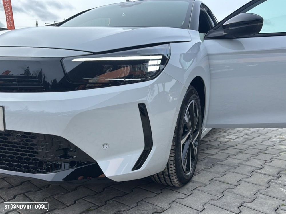 Opel Corsa 1.2 T GS - 9