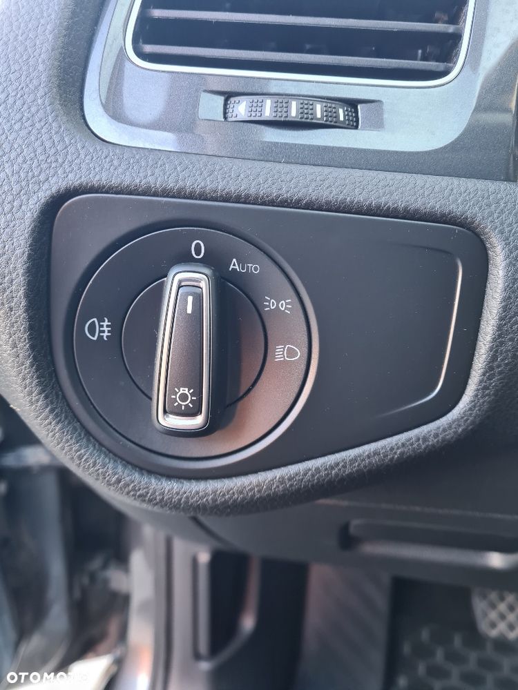 Volkswagen Golf 1.5 TSI BlueMotion ACT Highline - 25