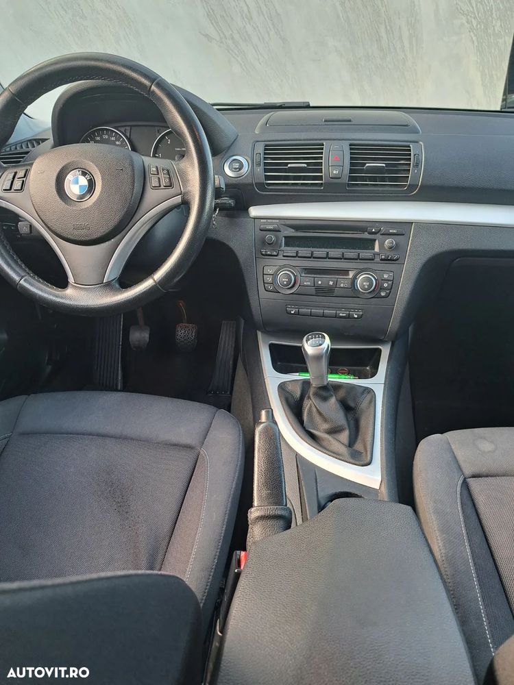 BMW Seria 1 118d DPF - 8