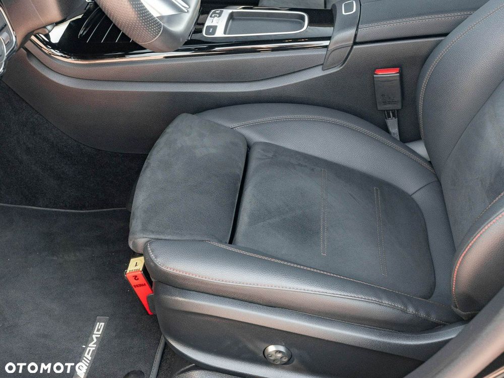 Mercedes-Benz CLA - 13