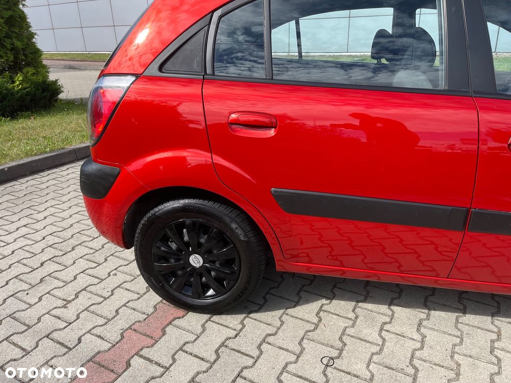 Kia Rio 1.6 Sport - 14