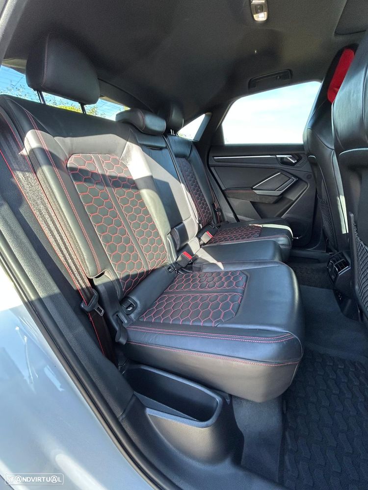 Audi RS Q3 Sportback - 12