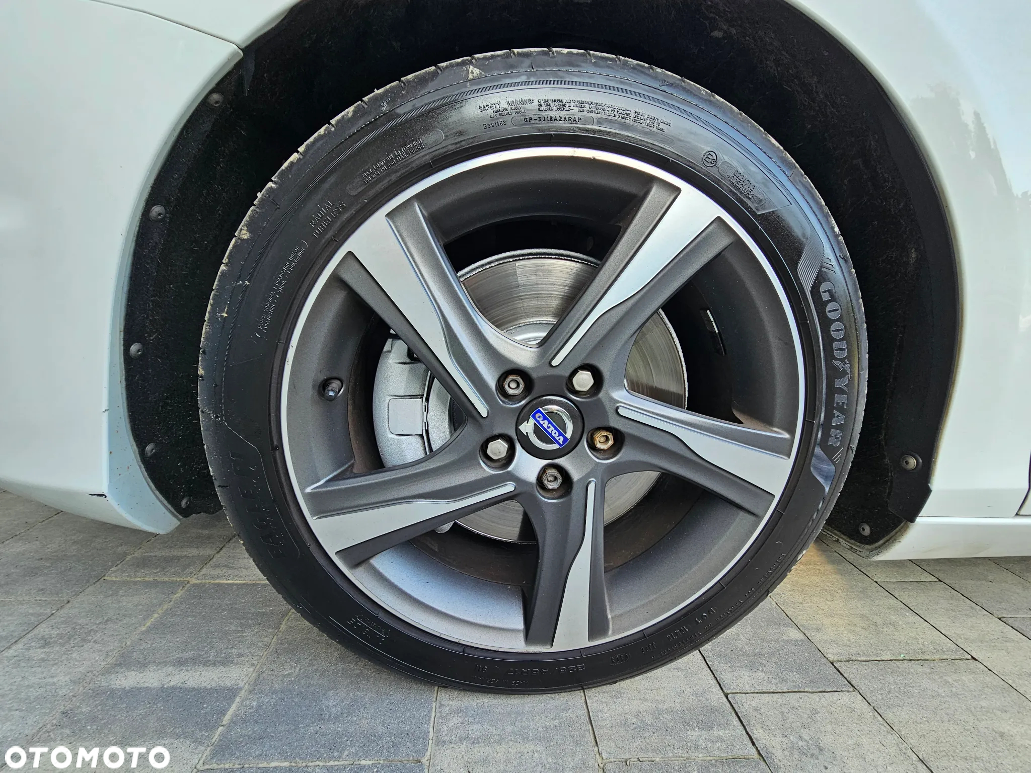 Volvo V40 D3 RDesign - 13