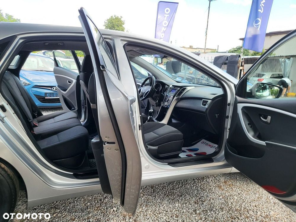 Hyundai i30 - 24