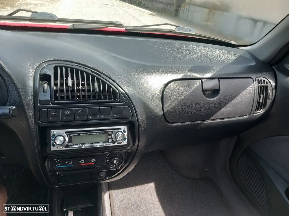 Citroën Saxo 1.1i SX - 6