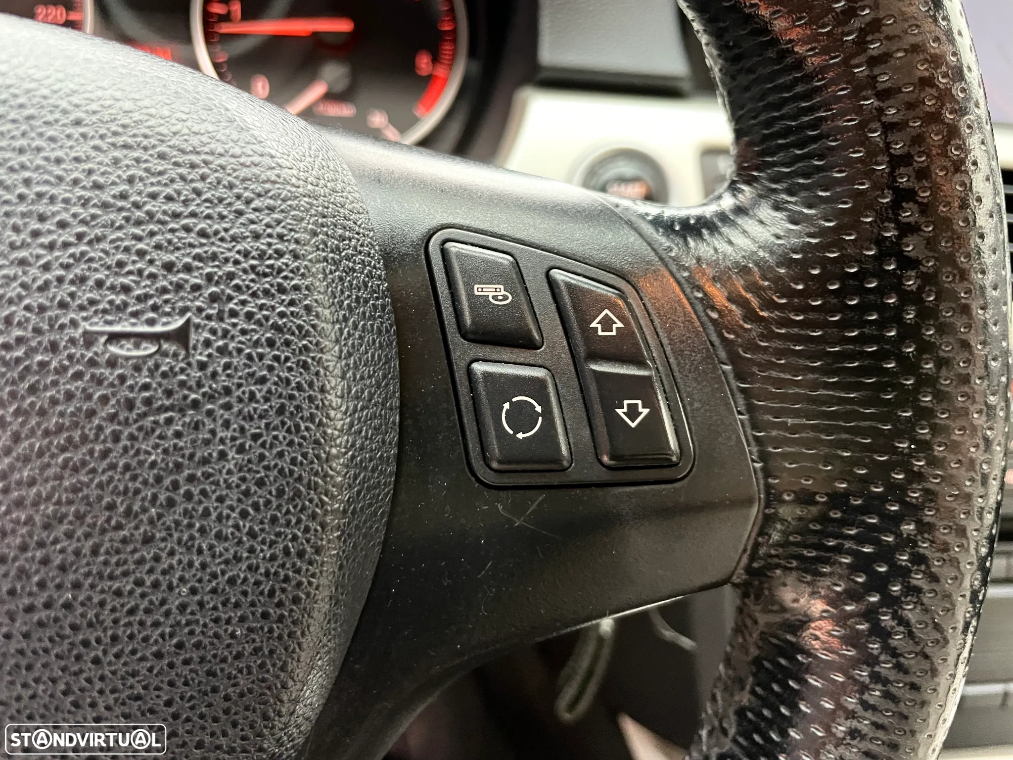 BMW 320 d Touring xDrive Navigation Auto - 21