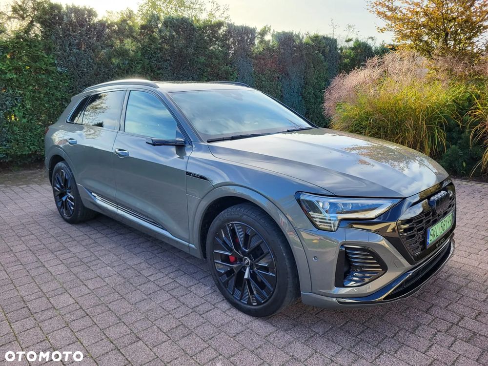 Audi Q8 e-tron 55 quattro S line - 4