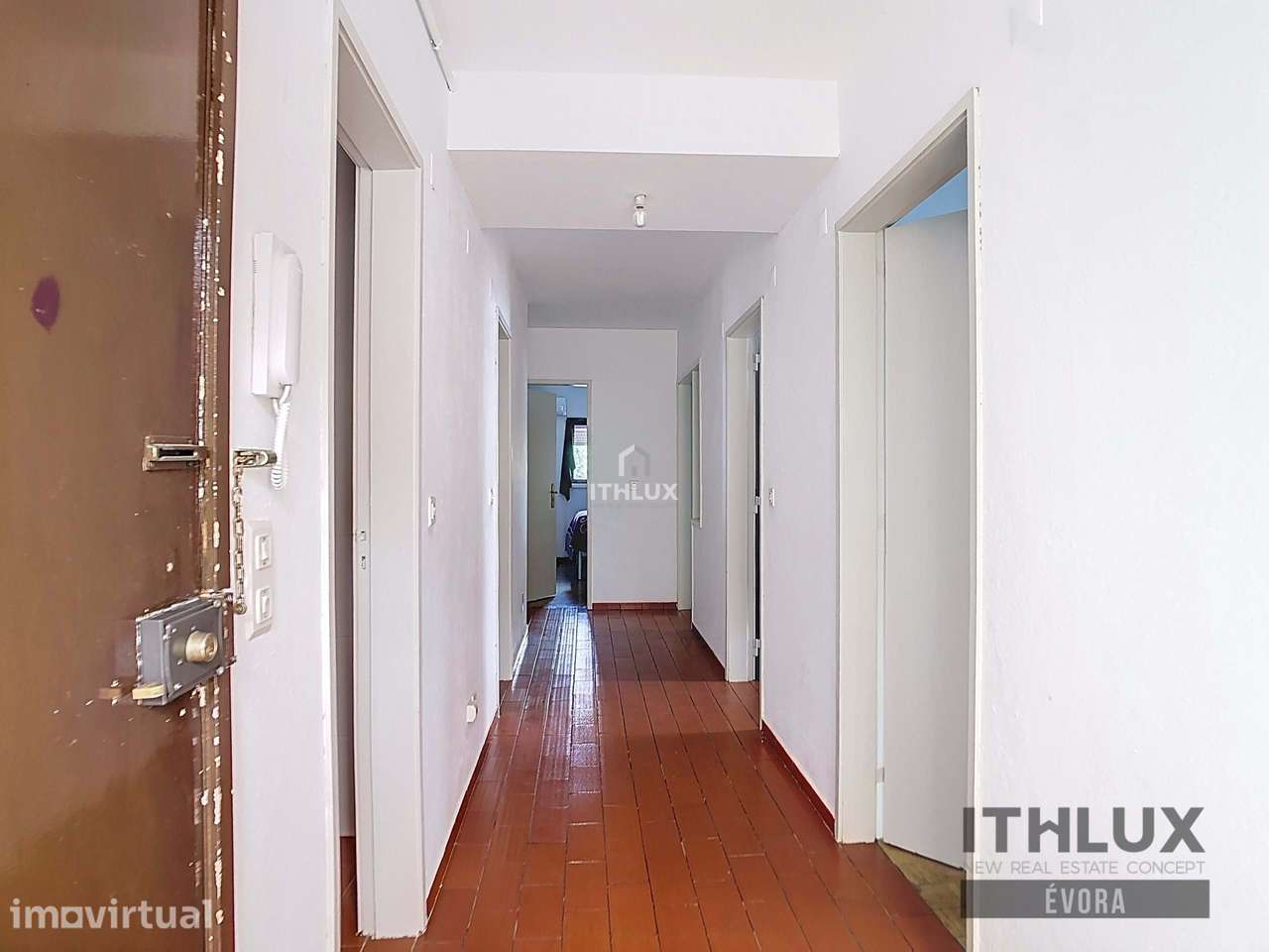 Apartamento T3 na Horta das Figueiras - Grande imagem: 2/17