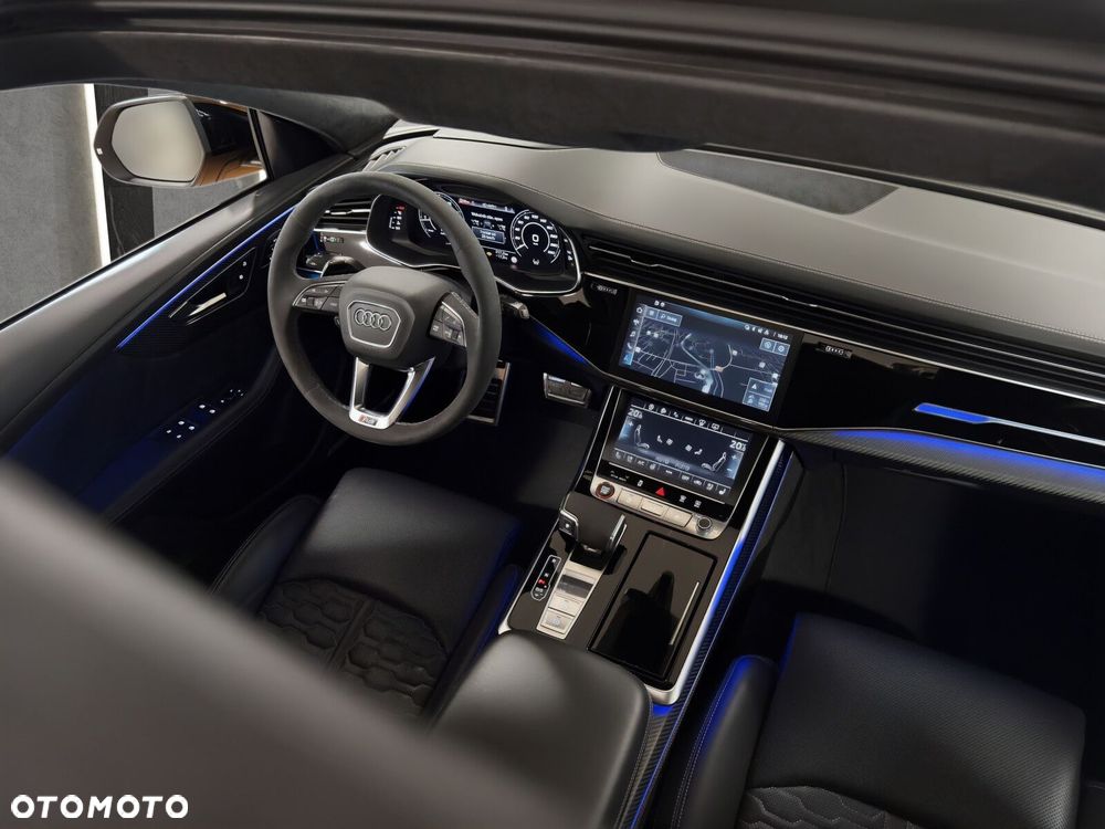 Audi RS Q8 - 12