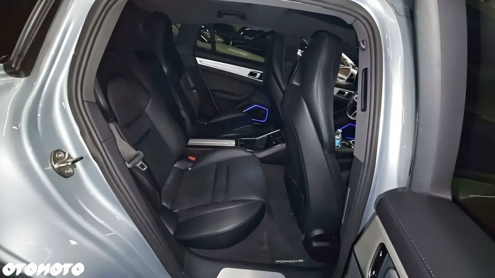 Porsche Panamera ver-4s-e--hybrid-sport-turismo - 10