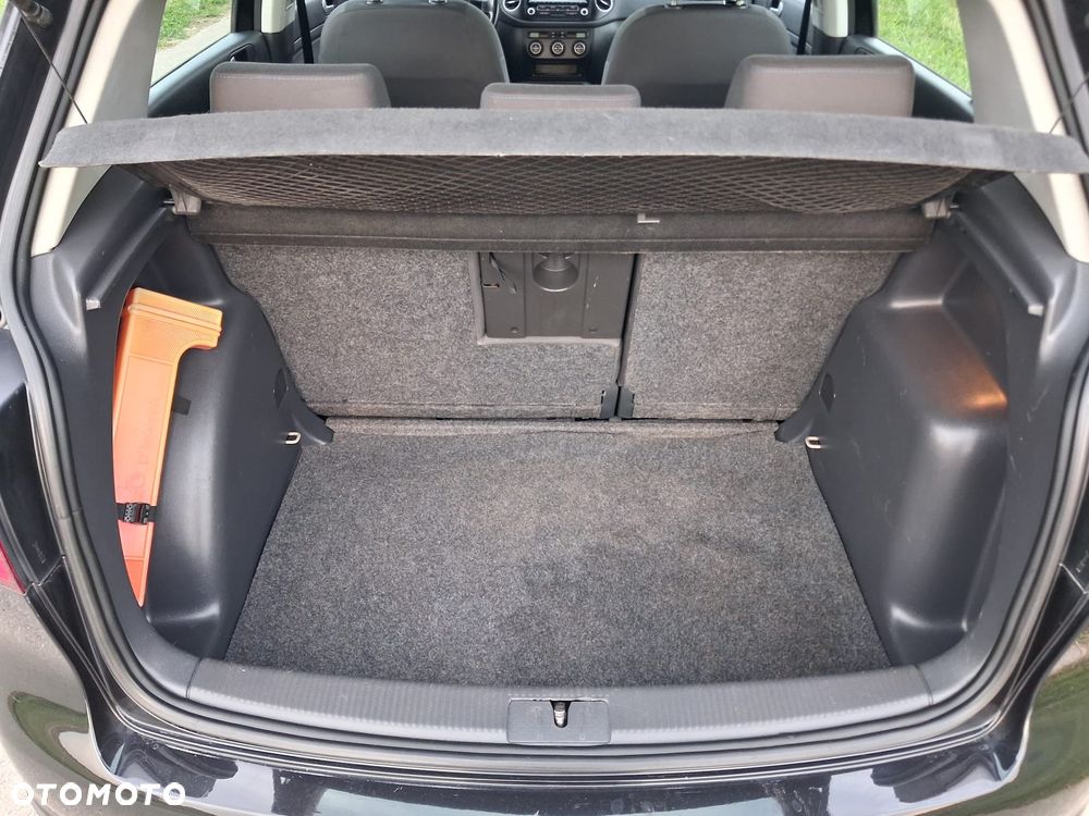 Volkswagen Golf Plus - 13
