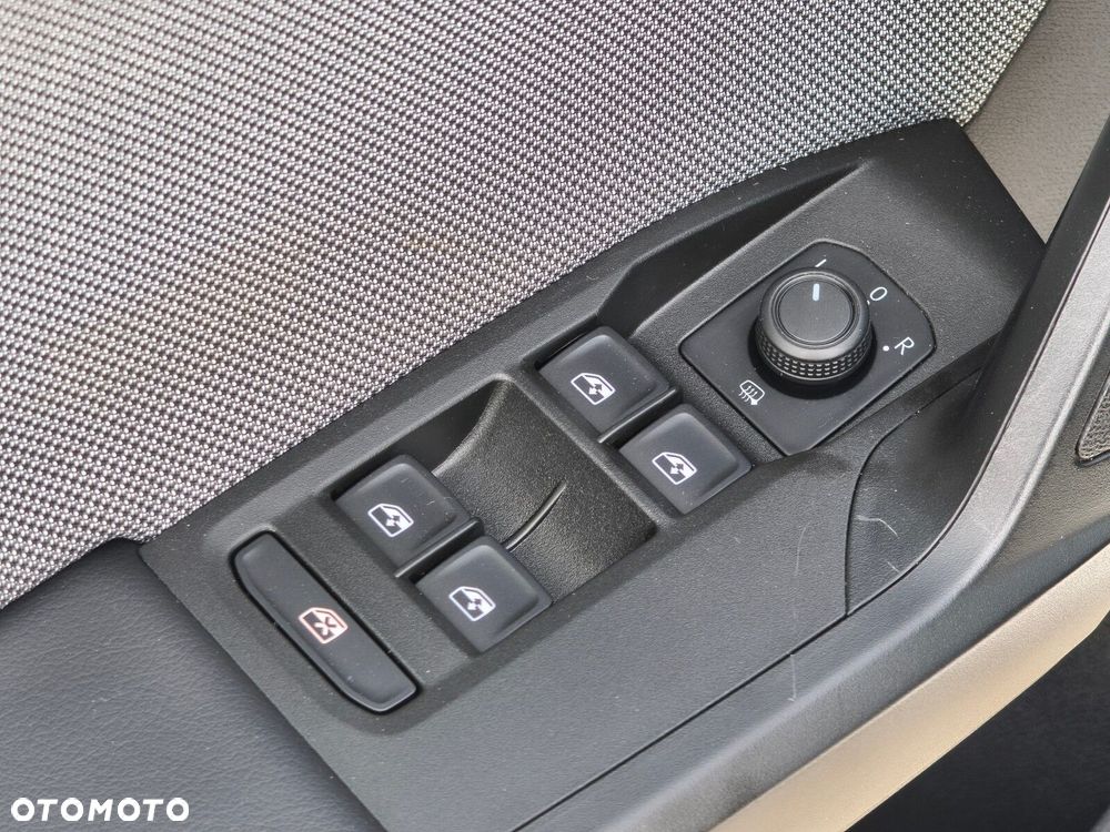 Seat Leon 1.0 eTSI Style DSG - 19