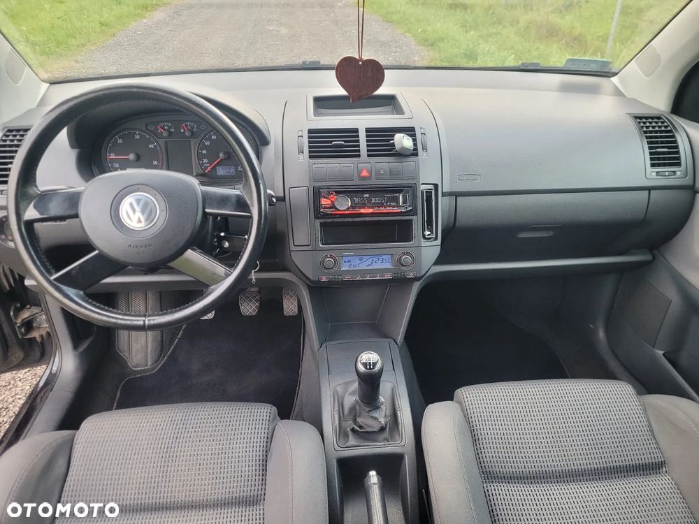 Volkswagen Polo 1.4 TDI Highline - 9
