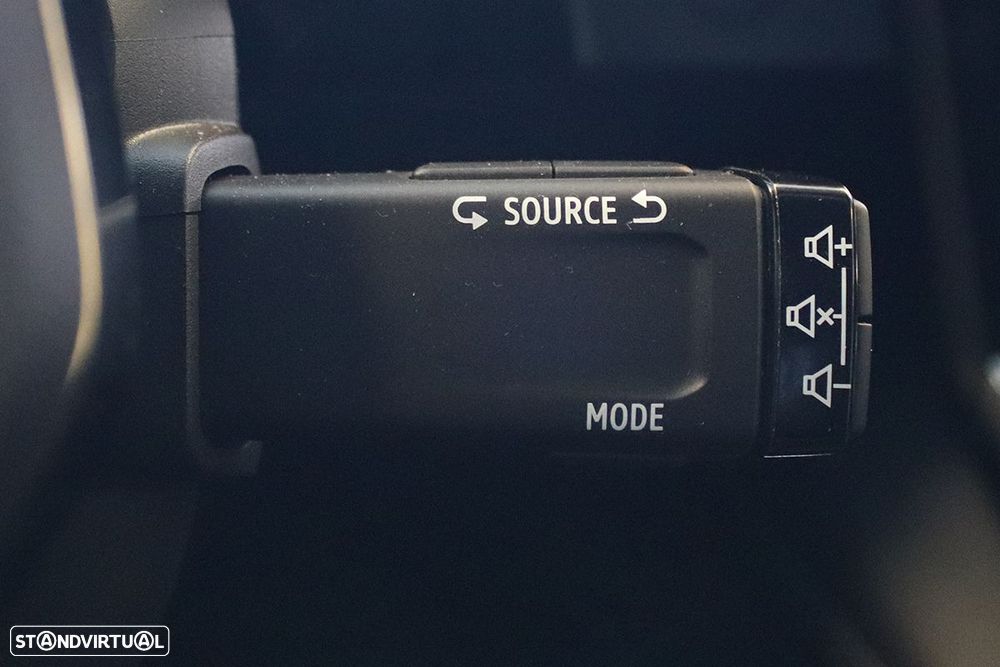 Renault Mégane E-Tech EV60 Iconic Autonomia Conforto - 17