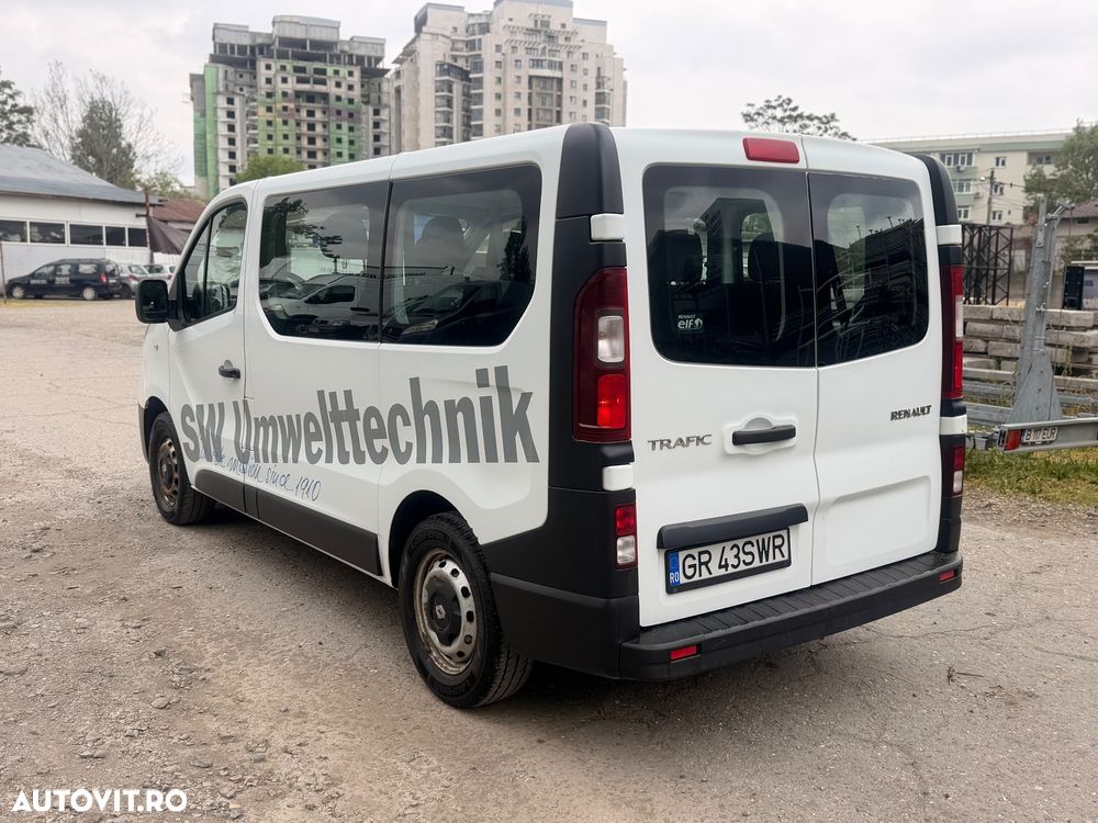 Renault Trafic Combi L2H1 8+1 Authentique - 5