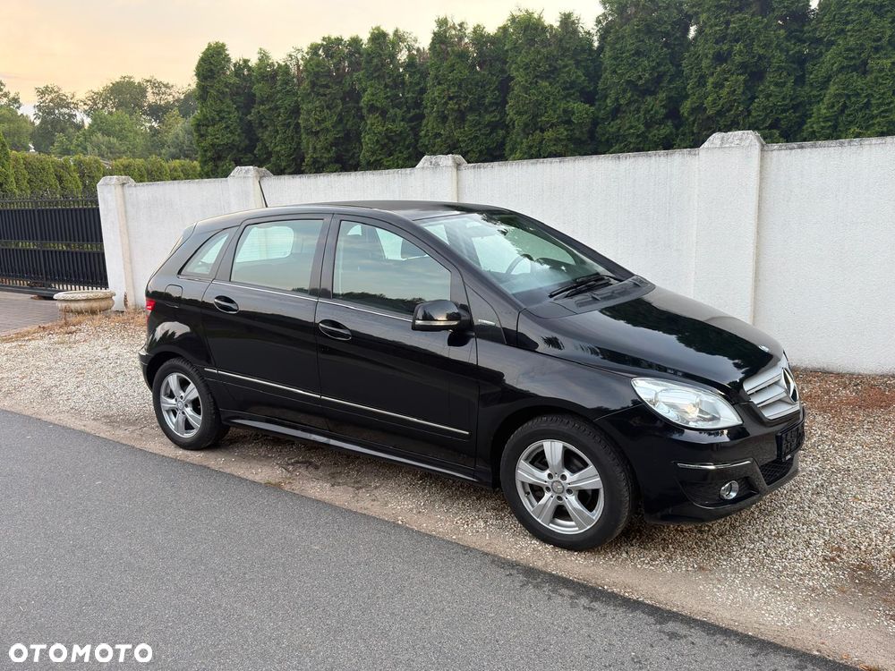 Mercedes-Benz Klasa B 150 BlueEFFICIENCY - 2