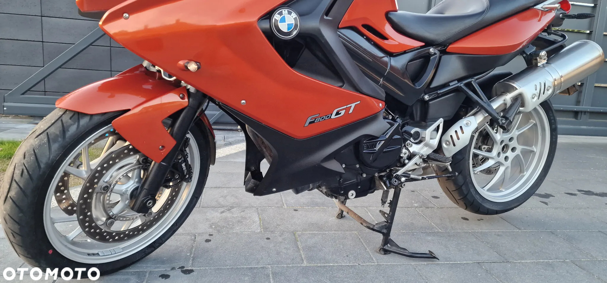 BMW F - 21