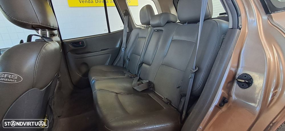 Hyundai Santa Fe 2.0 CRDi Family 4WD - 11