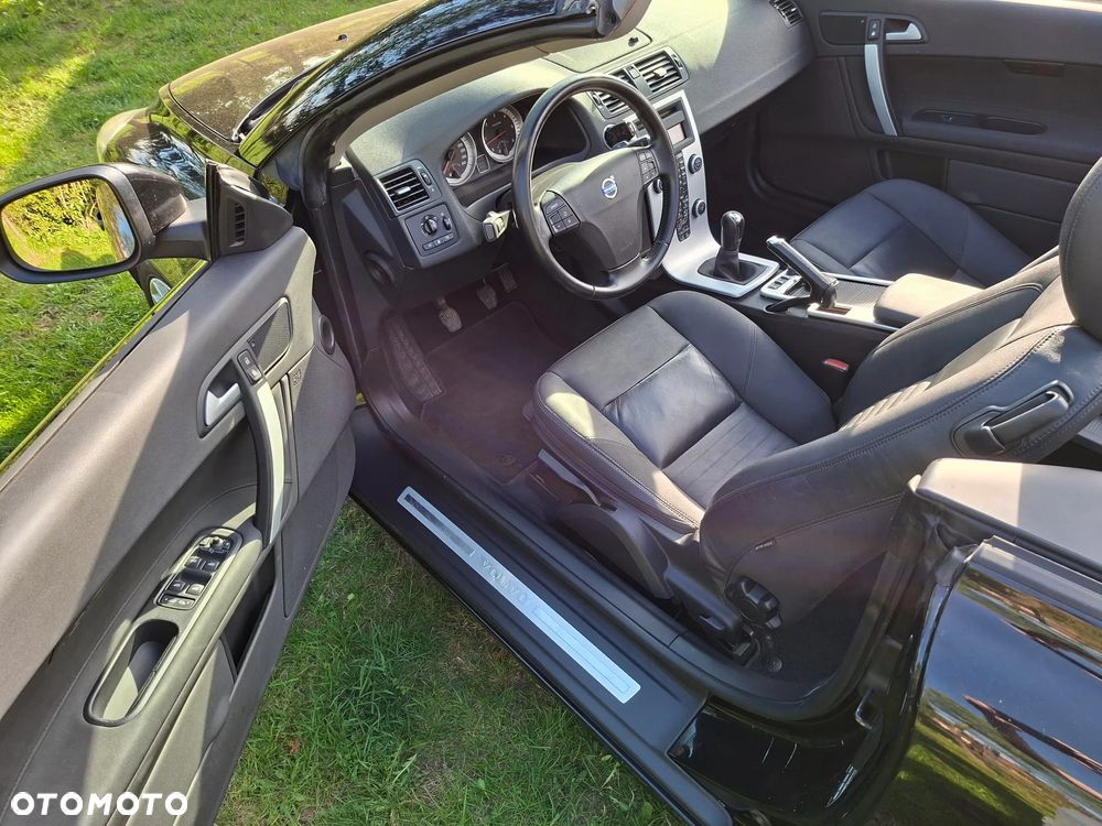 Volvo C70 D3 Momentum - 22