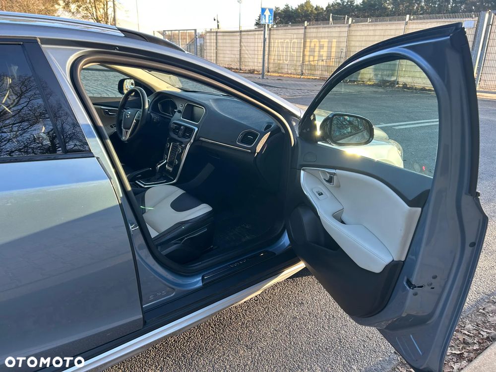 Volvo V40 T3 Drive-E Summum - 12